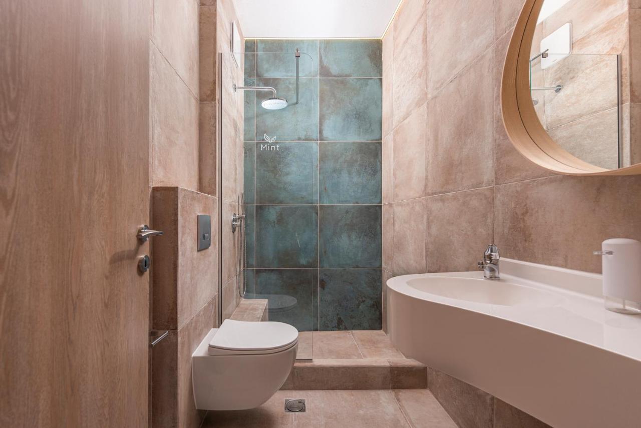 Mint Retreat Suites (Adults Only) Kalandra エクステリア 写真