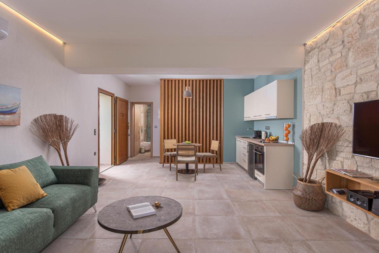 Mint Retreat Suites (Adults Only) Kalandra エクステリア 写真