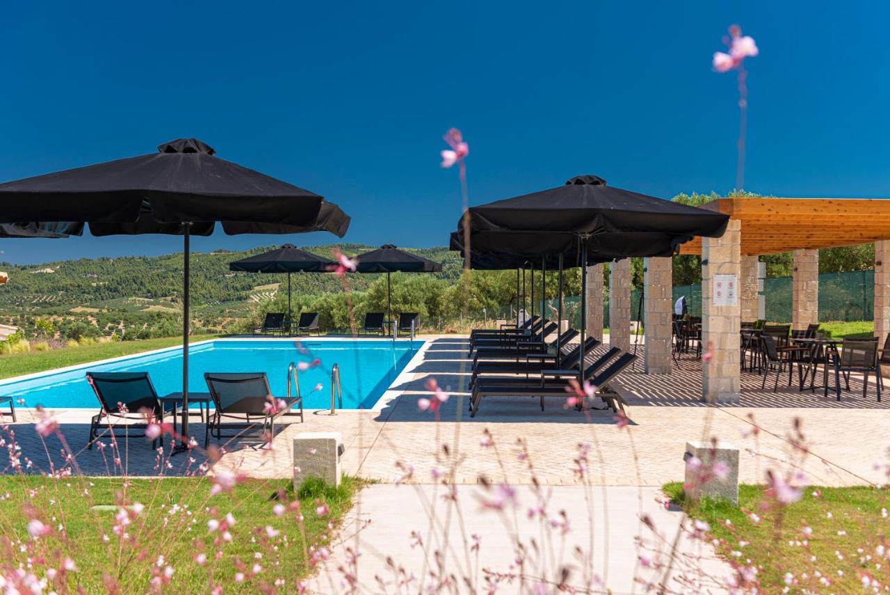 Mint Retreat Suites (Adults Only) Kalandra エクステリア 写真