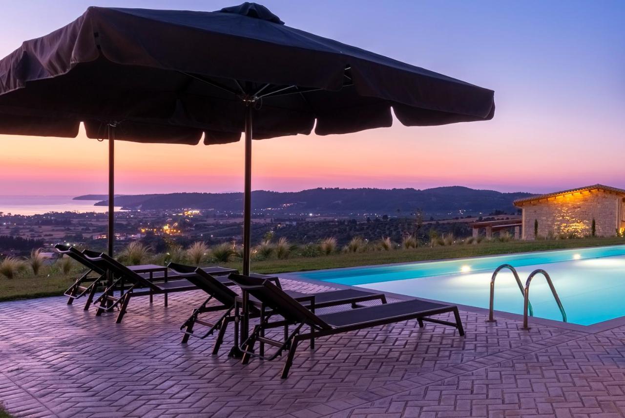 Mint Retreat Suites (Adults Only) Kalandra エクステリア 写真