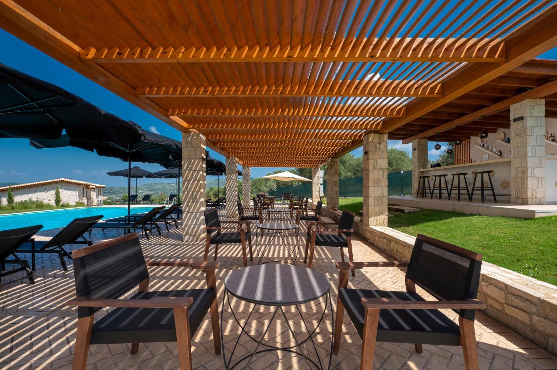 Mint Retreat Suites (Adults Only) Kalandra エクステリア 写真